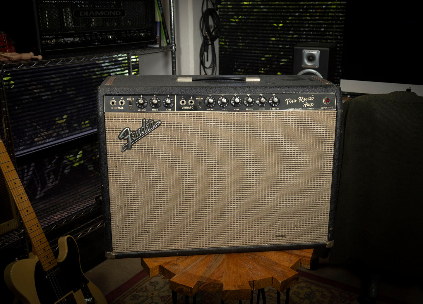 1965-1967 Fender Pro Reverb 2-Channel 40-Watt 2x12" Guitar Combo - Black Panel