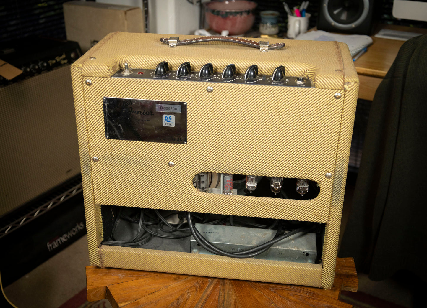 2016 - Present Fender Blues Junior III 15-Watt 1x12" Guitar Combo - Lacquered Tweed