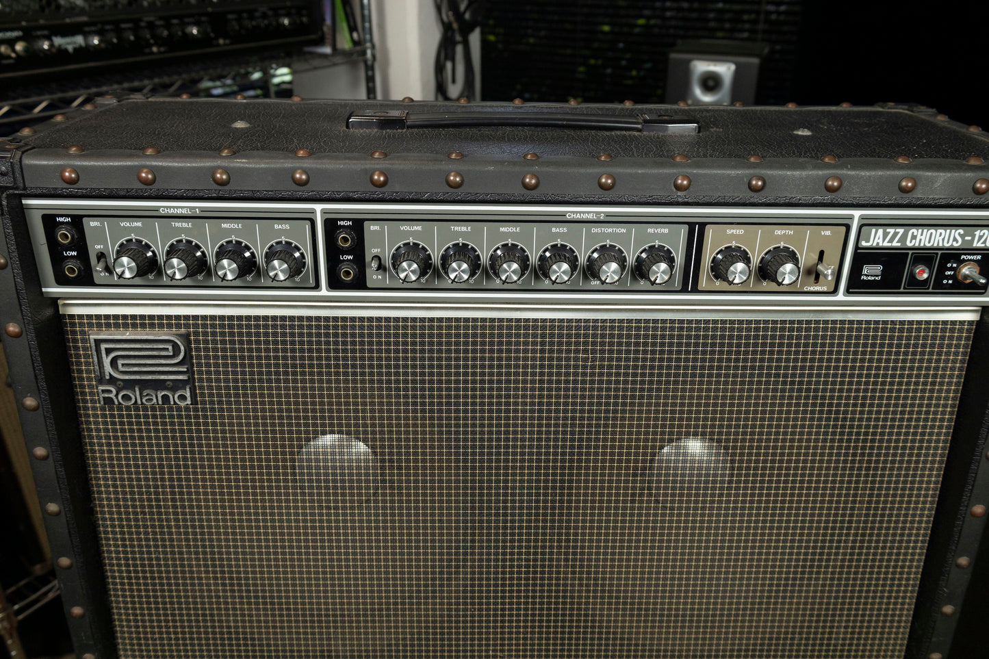 1994- Present Roland JC-120 Jazz Chorus 2-Channel 120-Watt 2x12" Guitar Combo - Black
