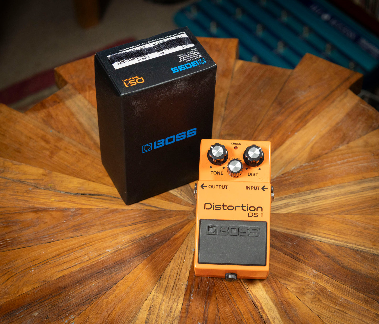 1994-Present Boss DS-1 Distortion (Silver Label) - Orange