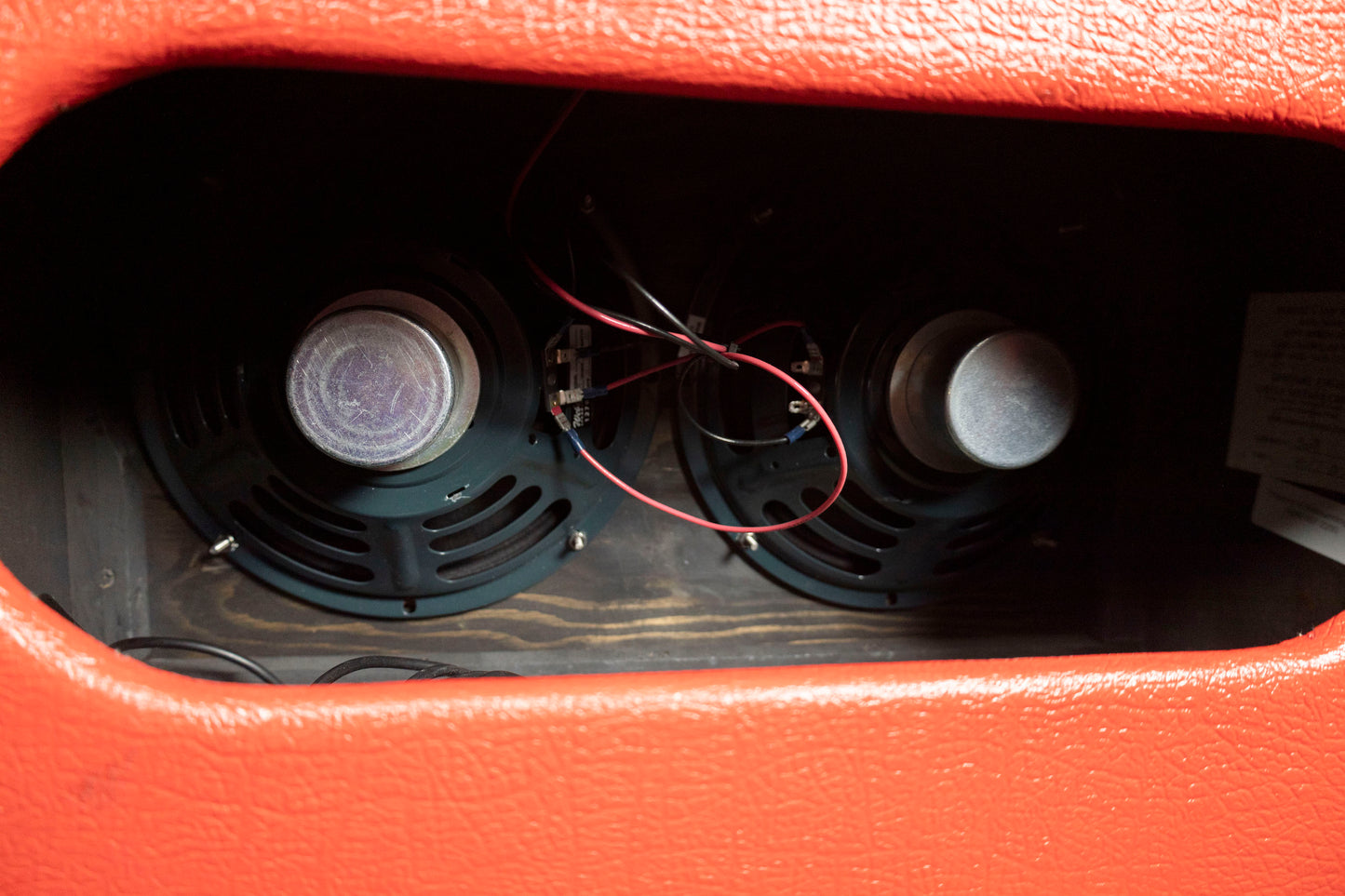 Truetone Speaker Cabinet - Red