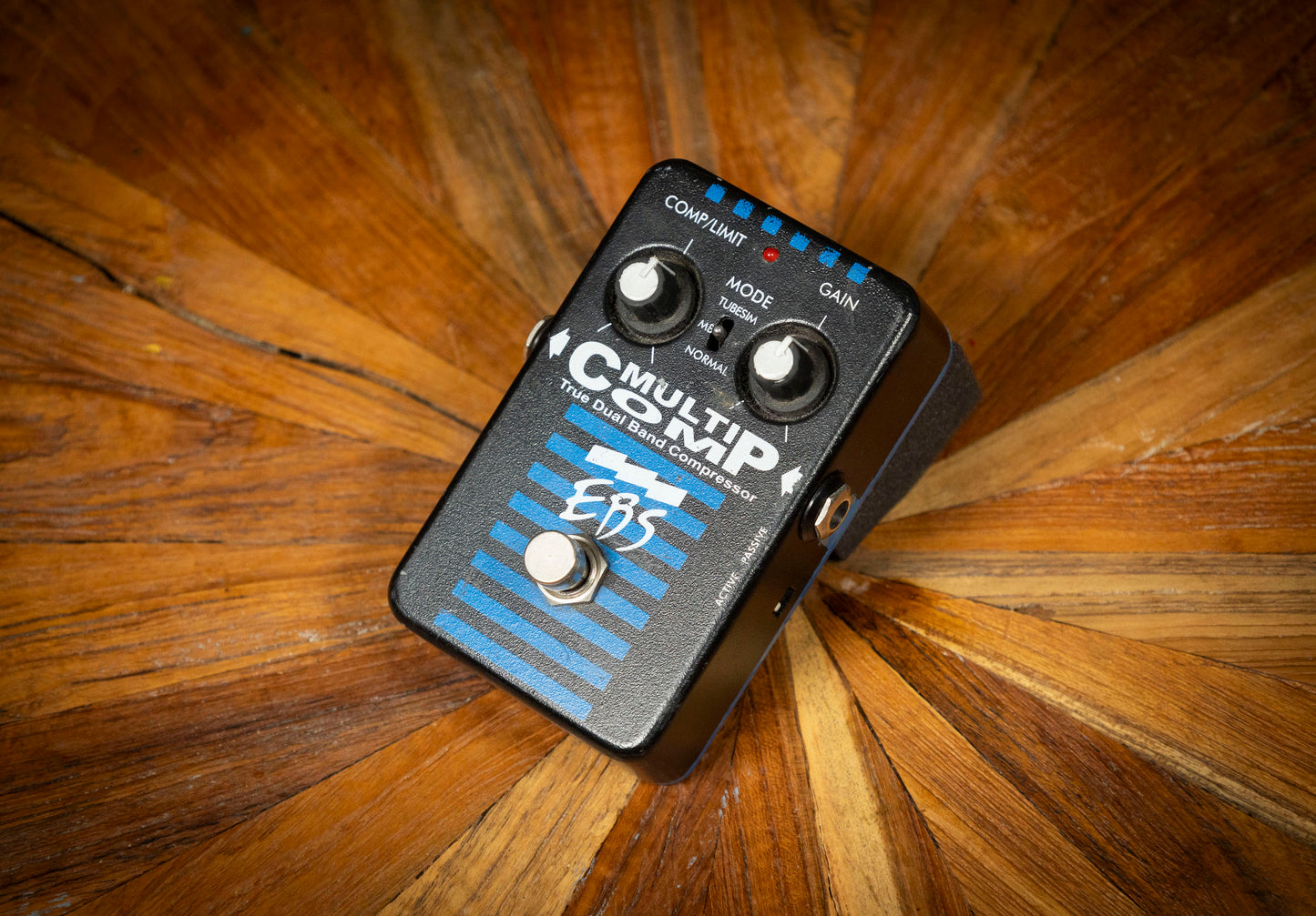 2010's EBS MultiComp - Black