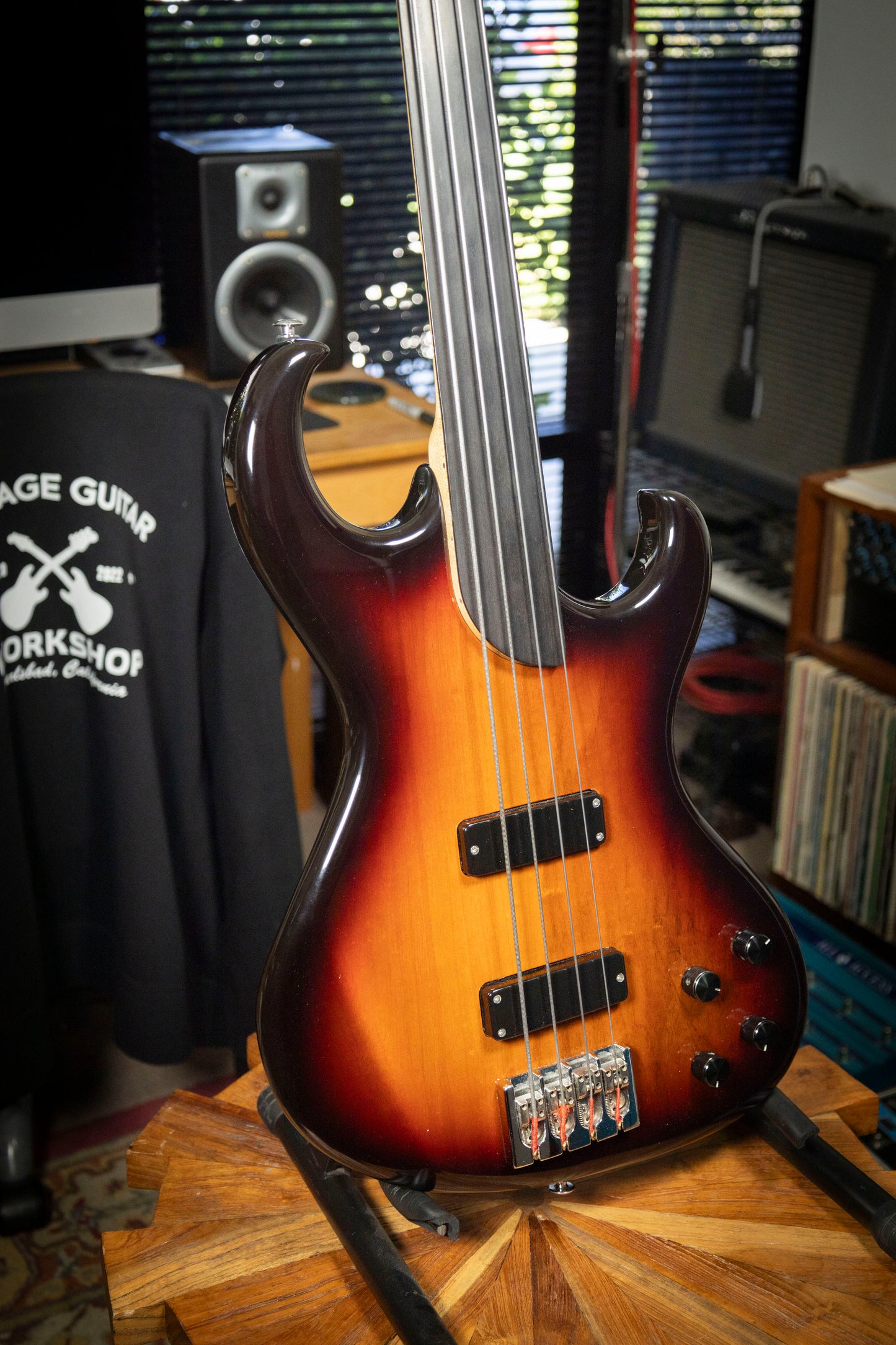 1999 Rick Turner Electroline 434-Pmm Bass Sunburst