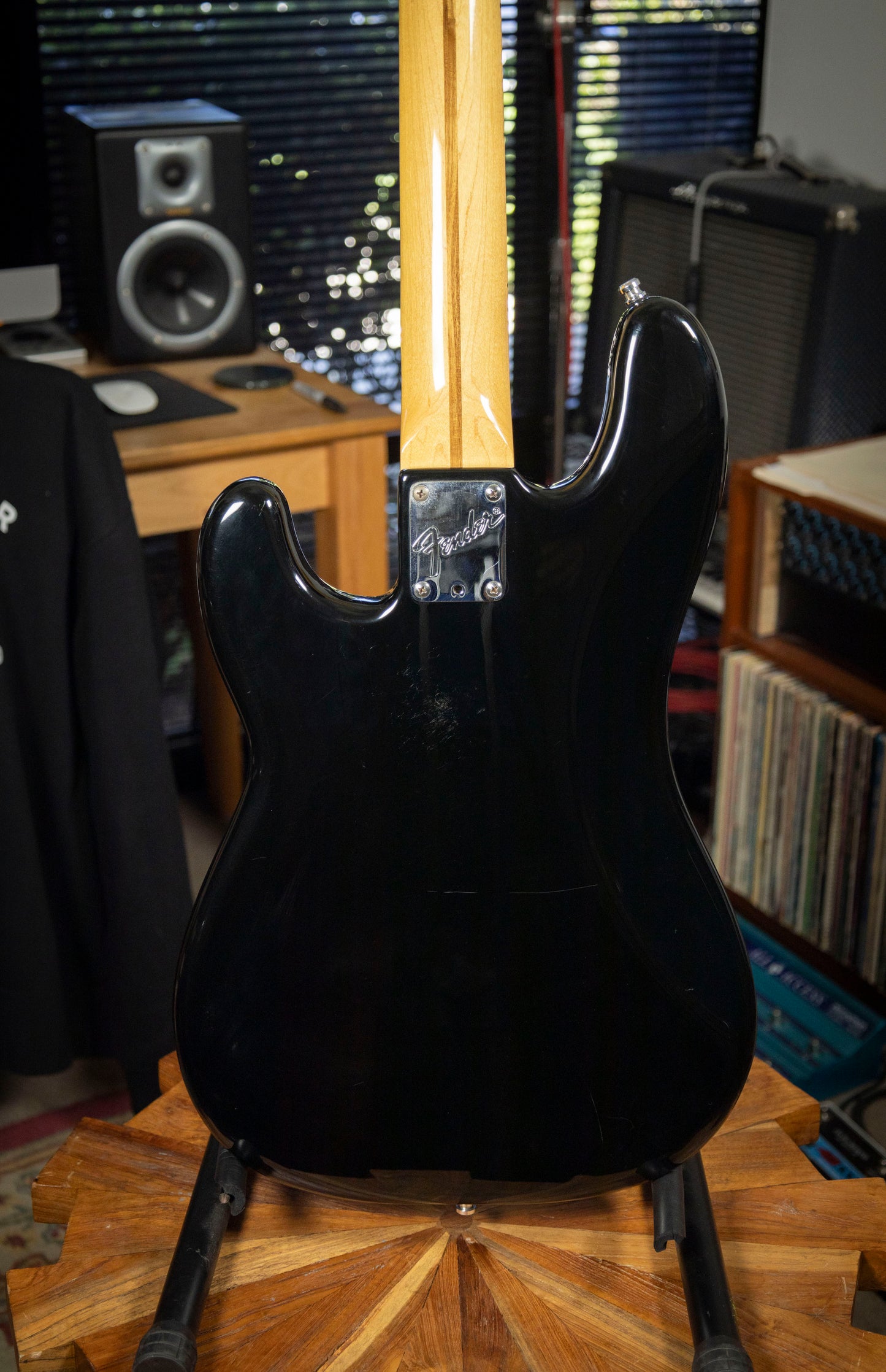 1983-1985 Fender American Standard Precision Bass with Maple Fretboard - Black