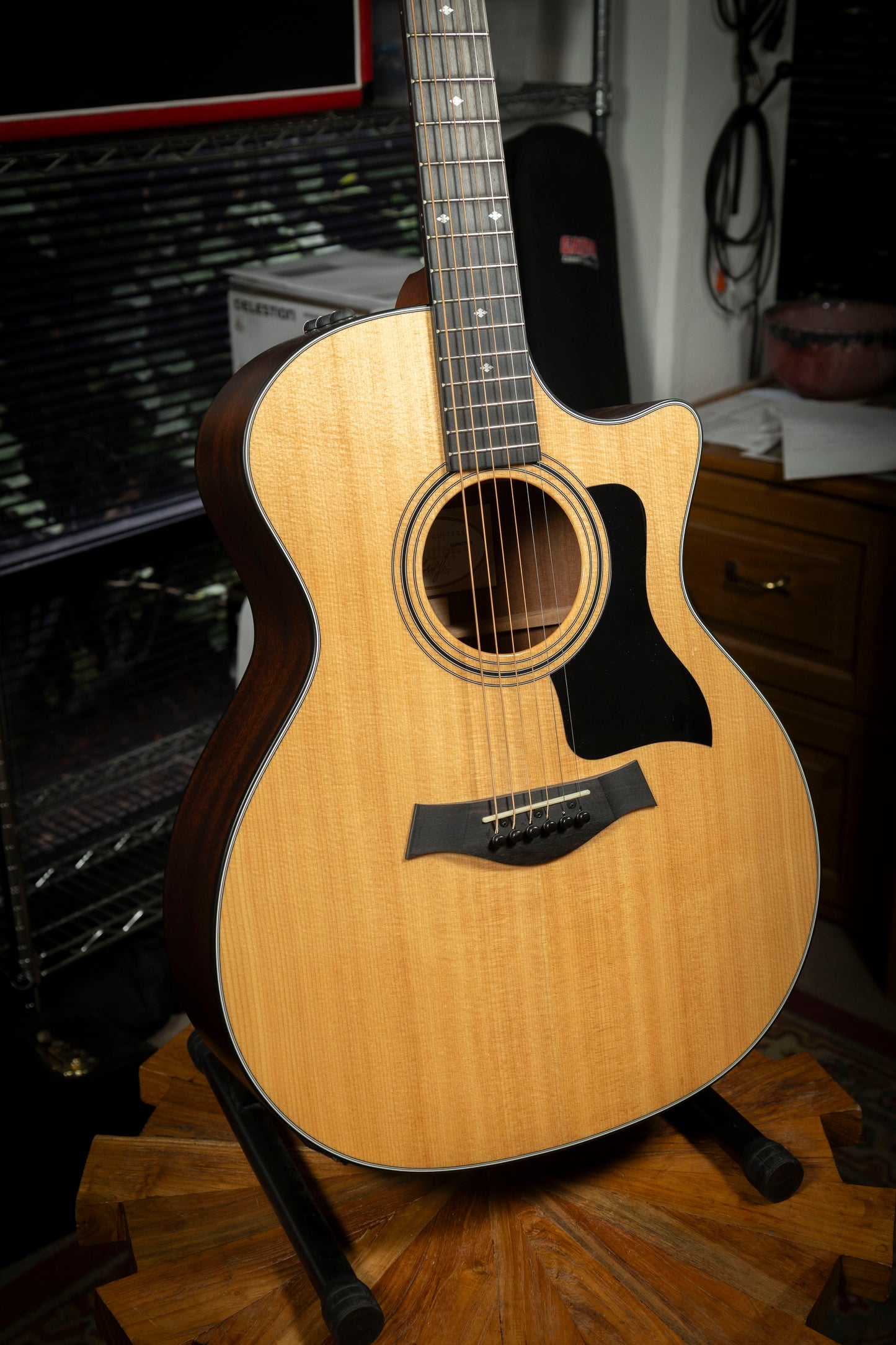 2011 Taylor 314ce with ES1 Electronics Natural