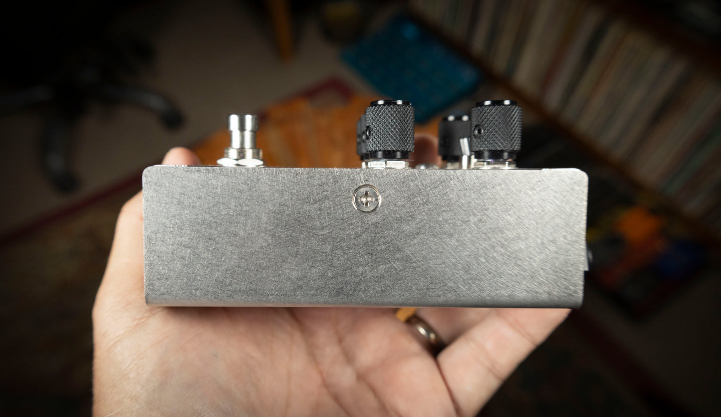 3Leaf Audio Doom 2 - Silver With Purple Script