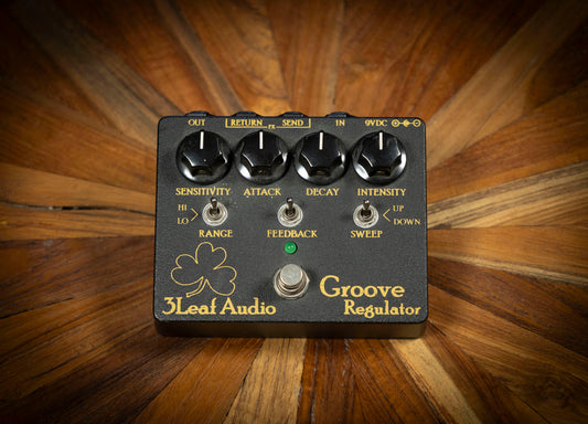 2008 3Leaf Audio Groove Regulator  - Metallic Gold Over Black