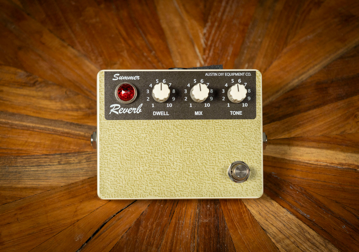 Kick to Crash! DIY Summer Reverb Pedal Kit