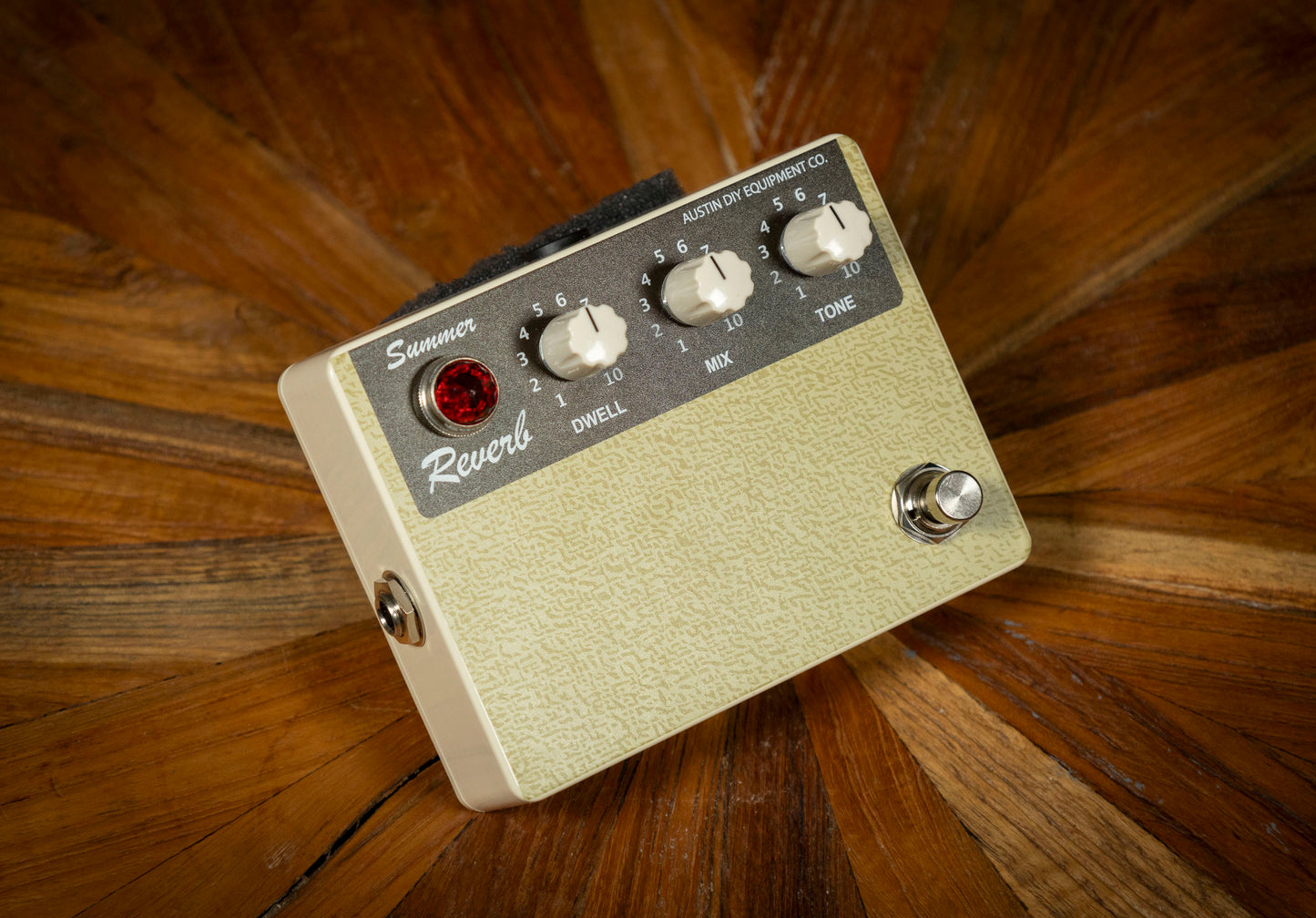 Kick to Crash! DIY Summer Reverb Pedal Kit