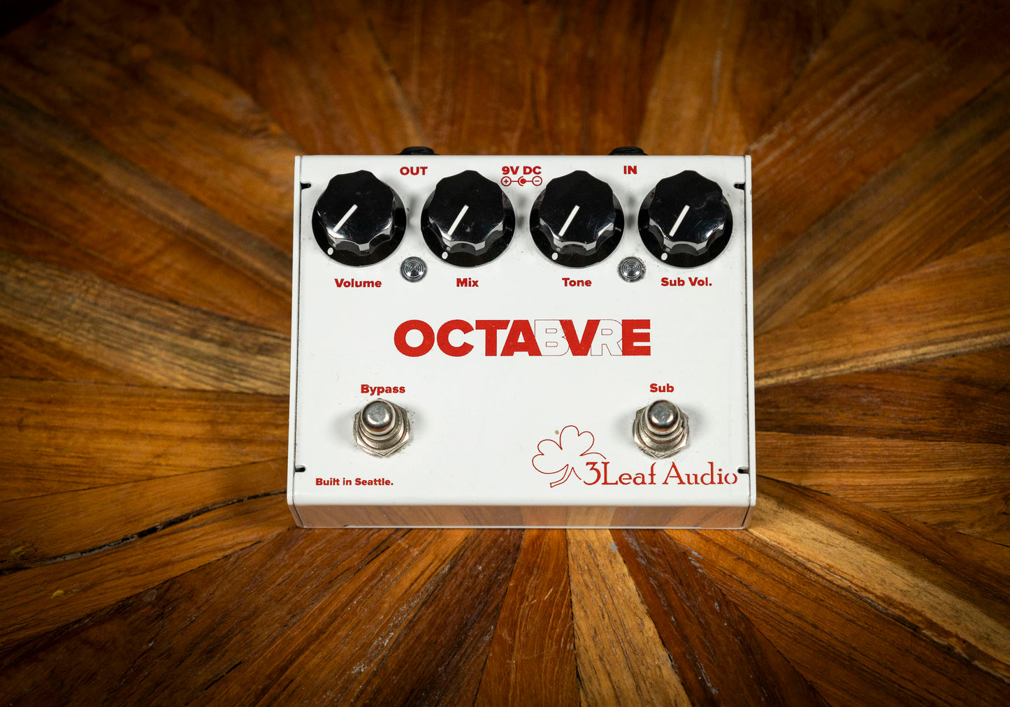 2014 3Leaf Audio Octabvre - White