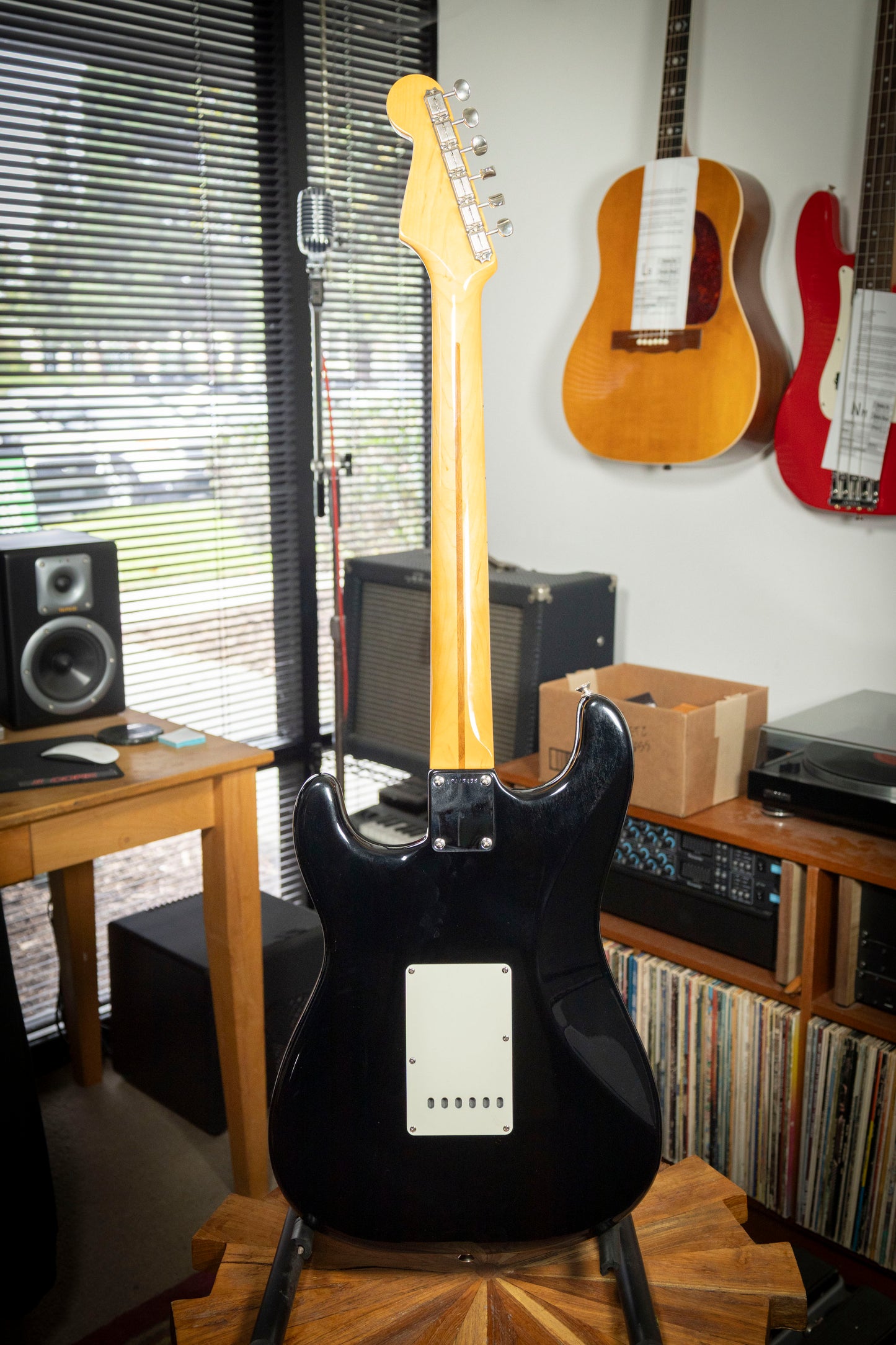 2024 Fender American Vintage 57'  - Black