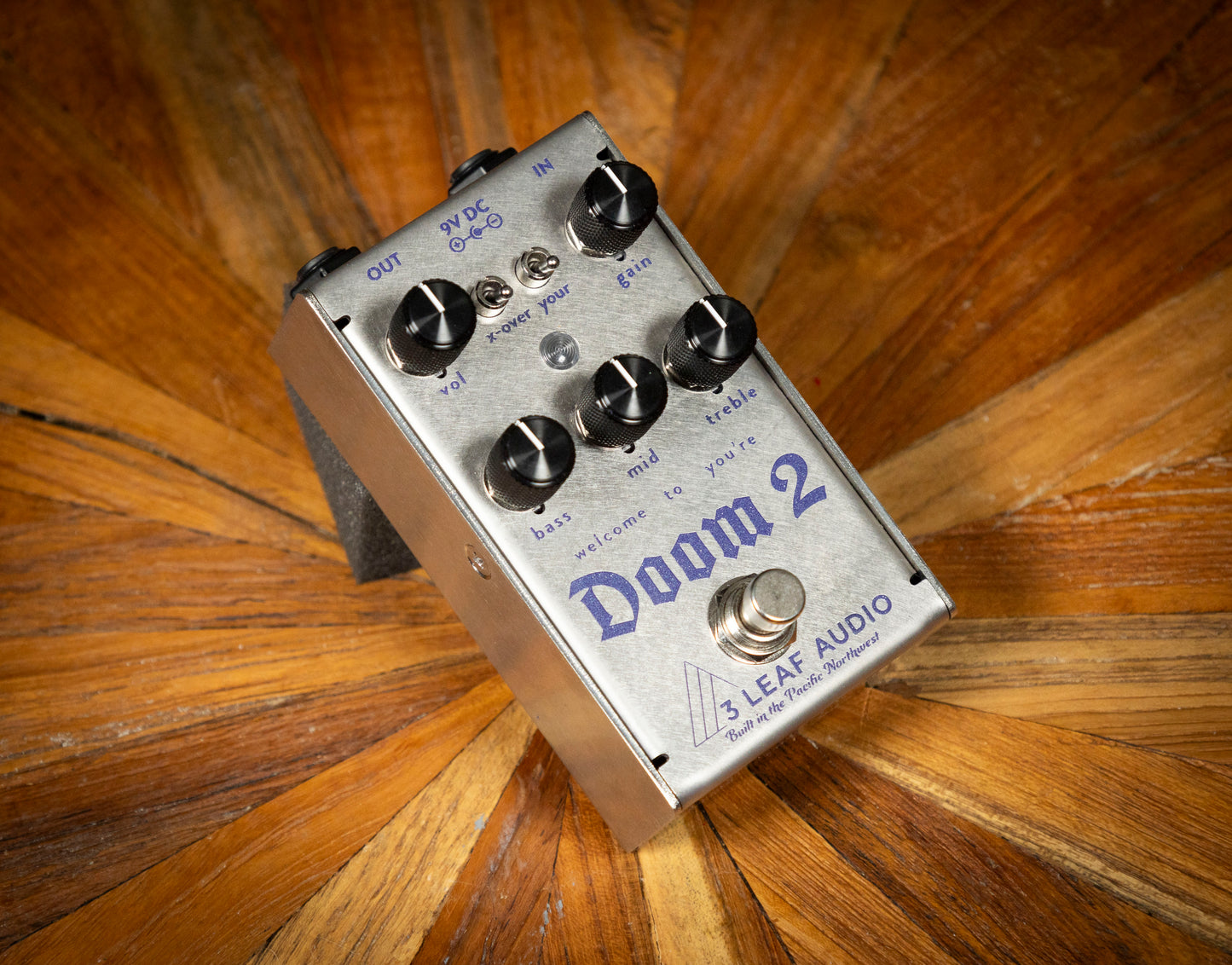 3Leaf Audio Doom 2 - Silver With Purple Script