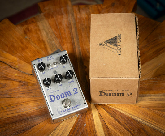 3Leaf Audio Doom 2 - Silver With Purple Script