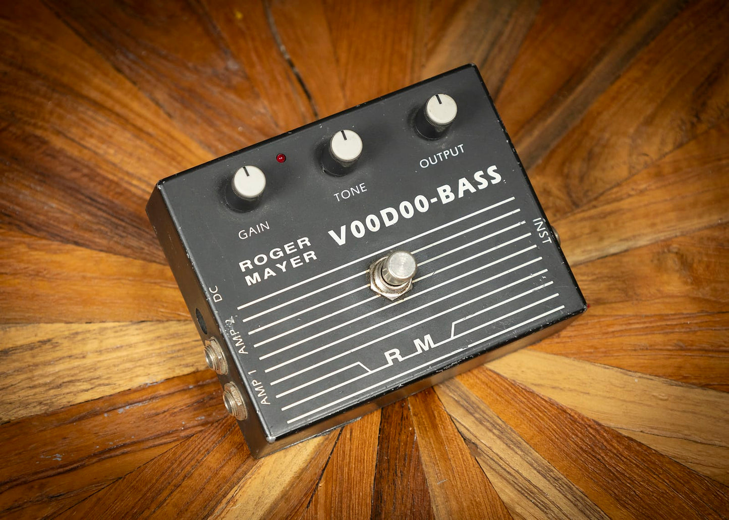 A - Roger Mayer Voodoo Bass Distortion/Compression Pedal - Black