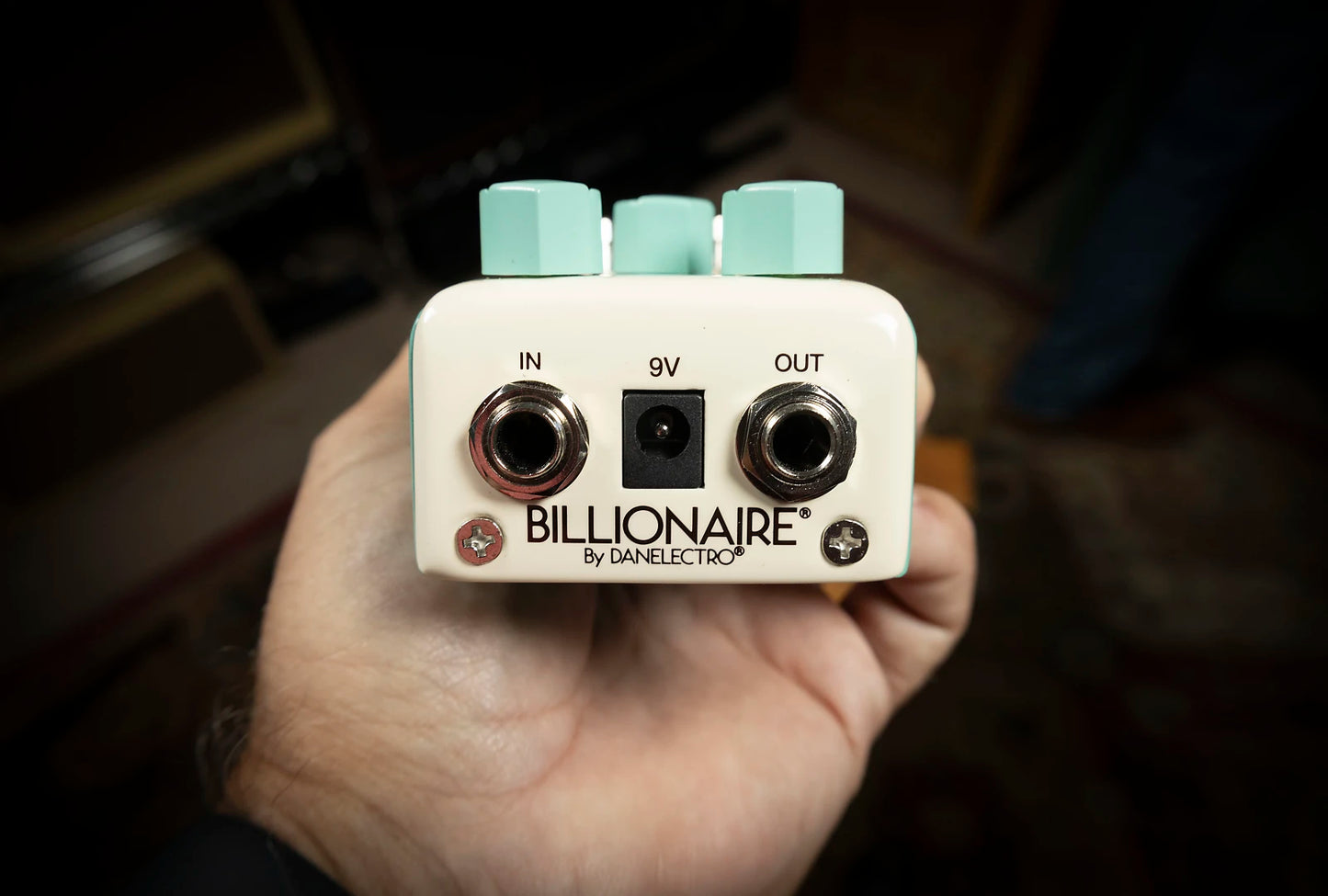 A -Danelectro Billionaire Big Spender Spinning Speaker 2010s - Cream/Turquoise