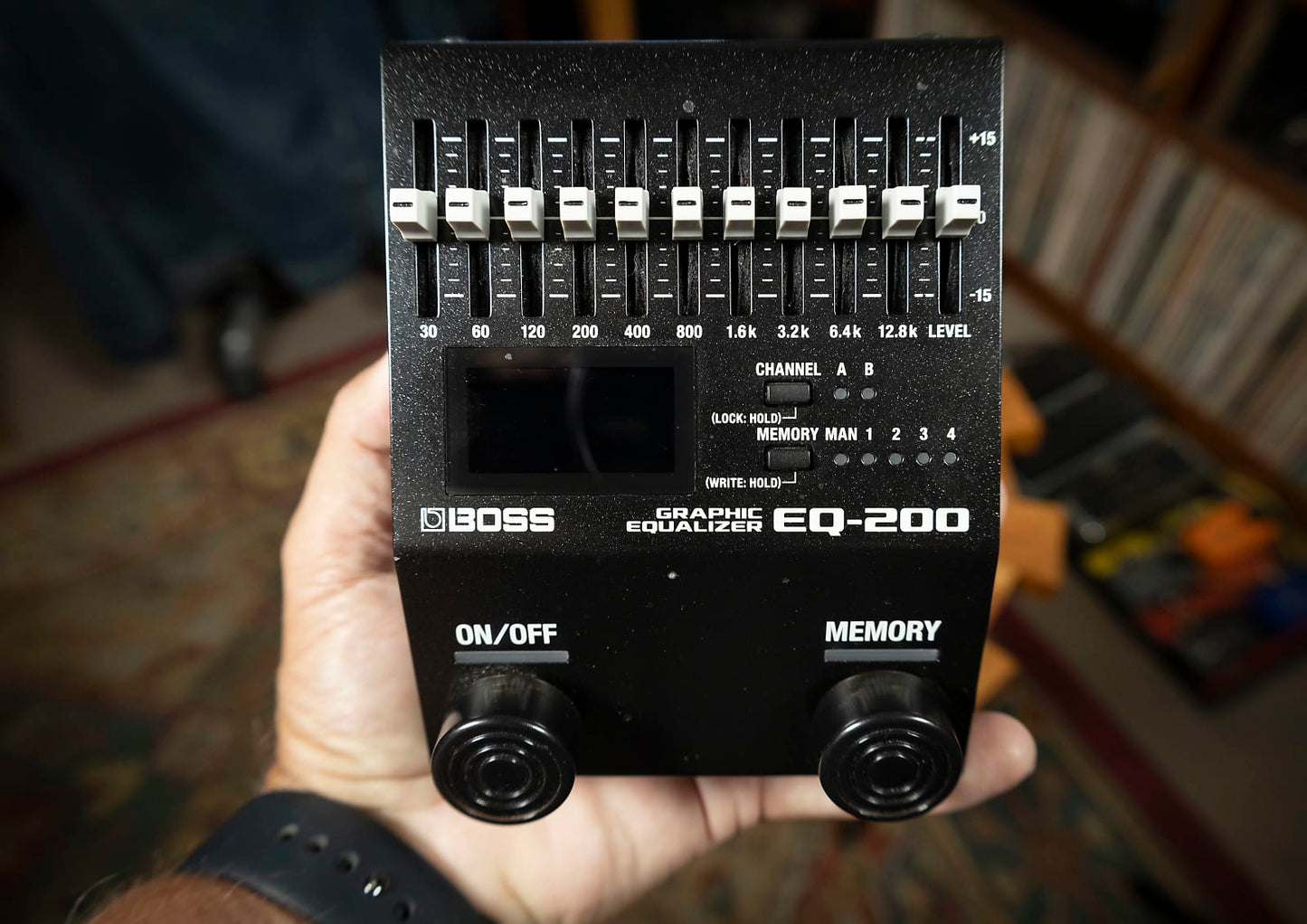 A- Boss EQ-200 Equalizer 2019 - Black