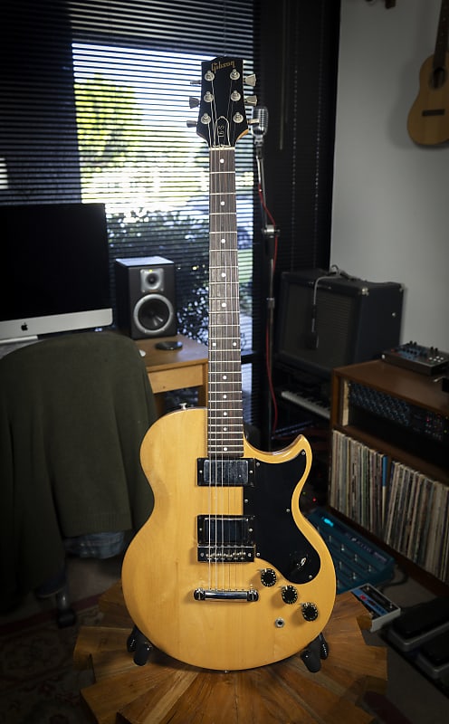 1975 Gibson L6-S - Blonde Finish