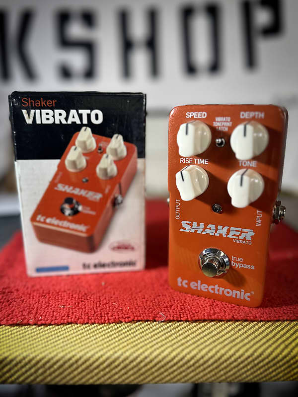 A - TC Electronic Shaker Vibrato 2011 - Orange