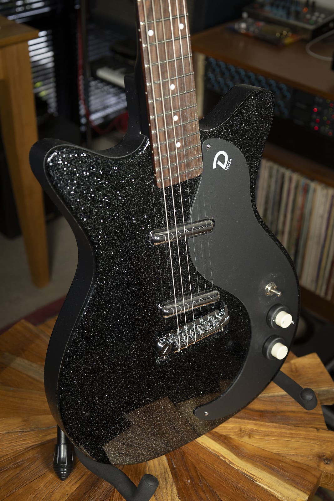 2024 Danelectro Mod 59 NOS+ Black Metal Flake