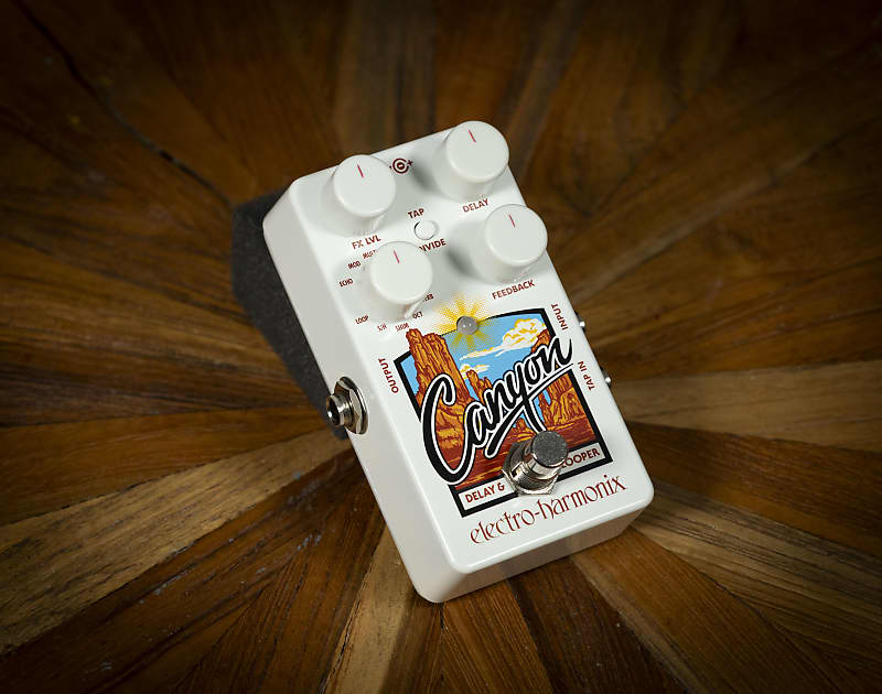 Electro-Harmonix Canyon 2017 - Present - White